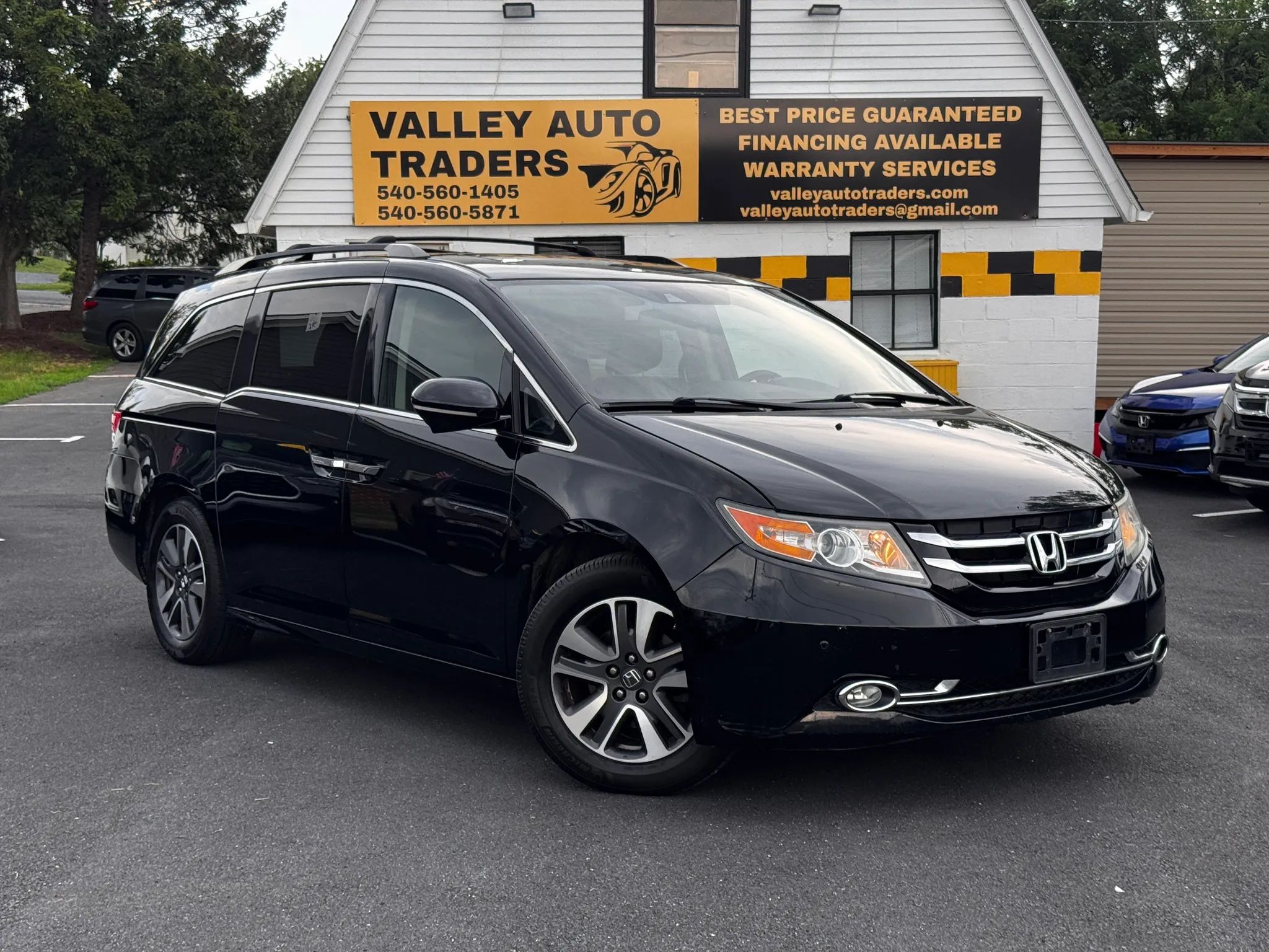 2016 Honda Odyssey Touring Minivan 4D