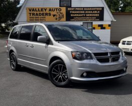 2017 Dodge Grand Caravan Passenger GT Minivan 4D