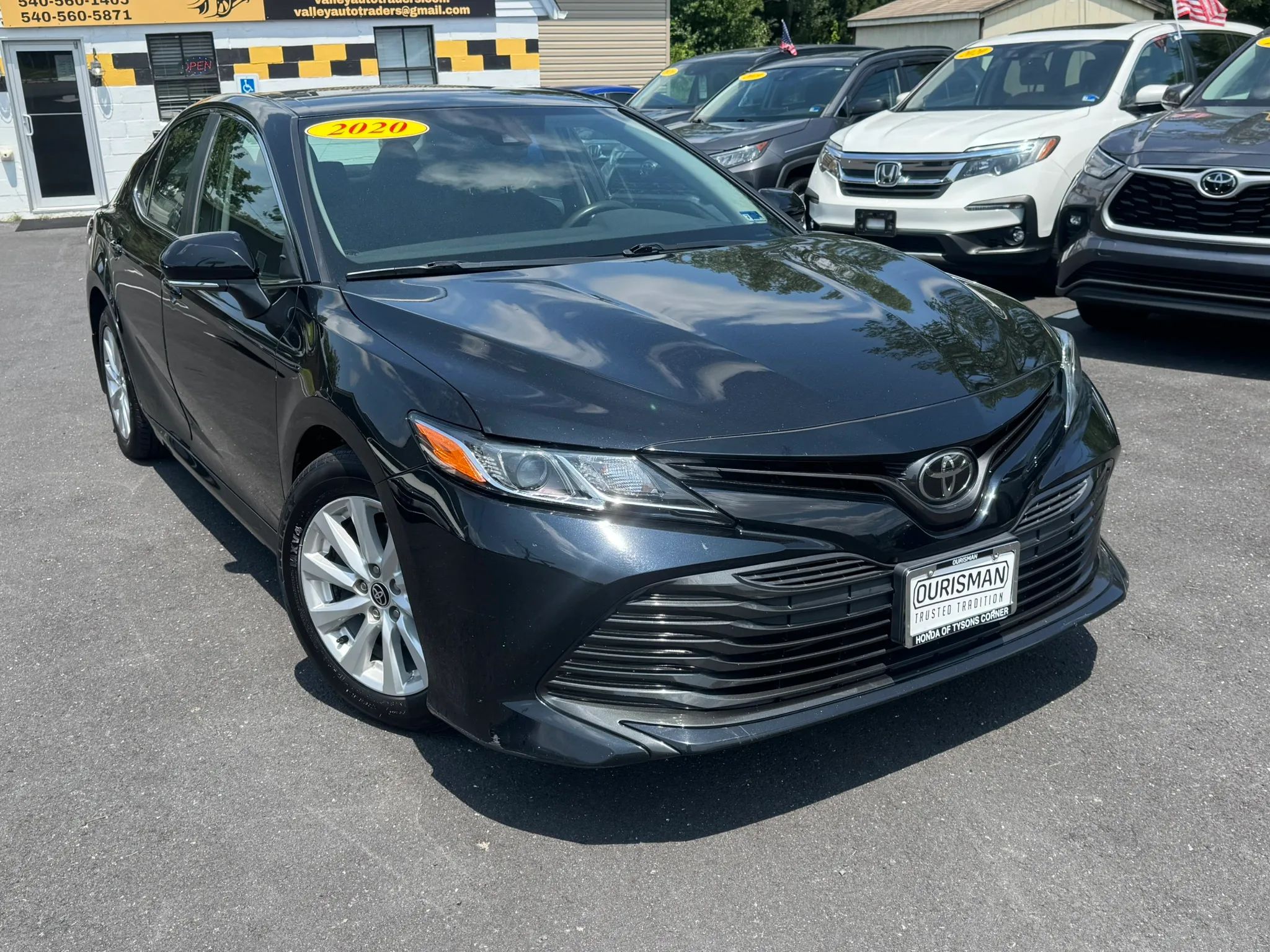 2020 Toyota Camry LE Sedan 4D