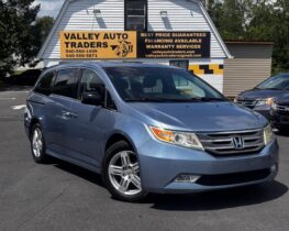 2012 Honda Odyssey Touring Minivan 4D