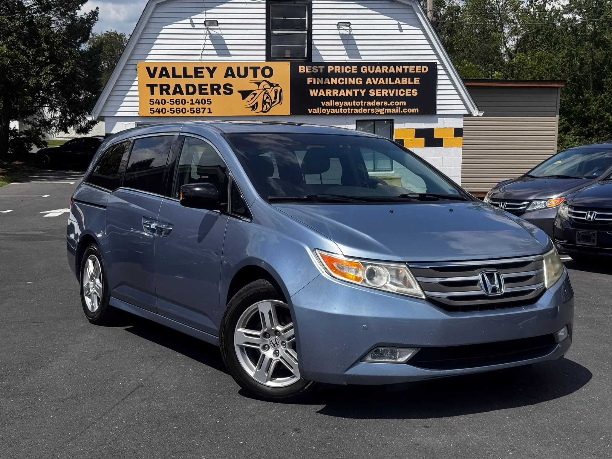 2012 Honda Odyssey Touring Minivan 4D